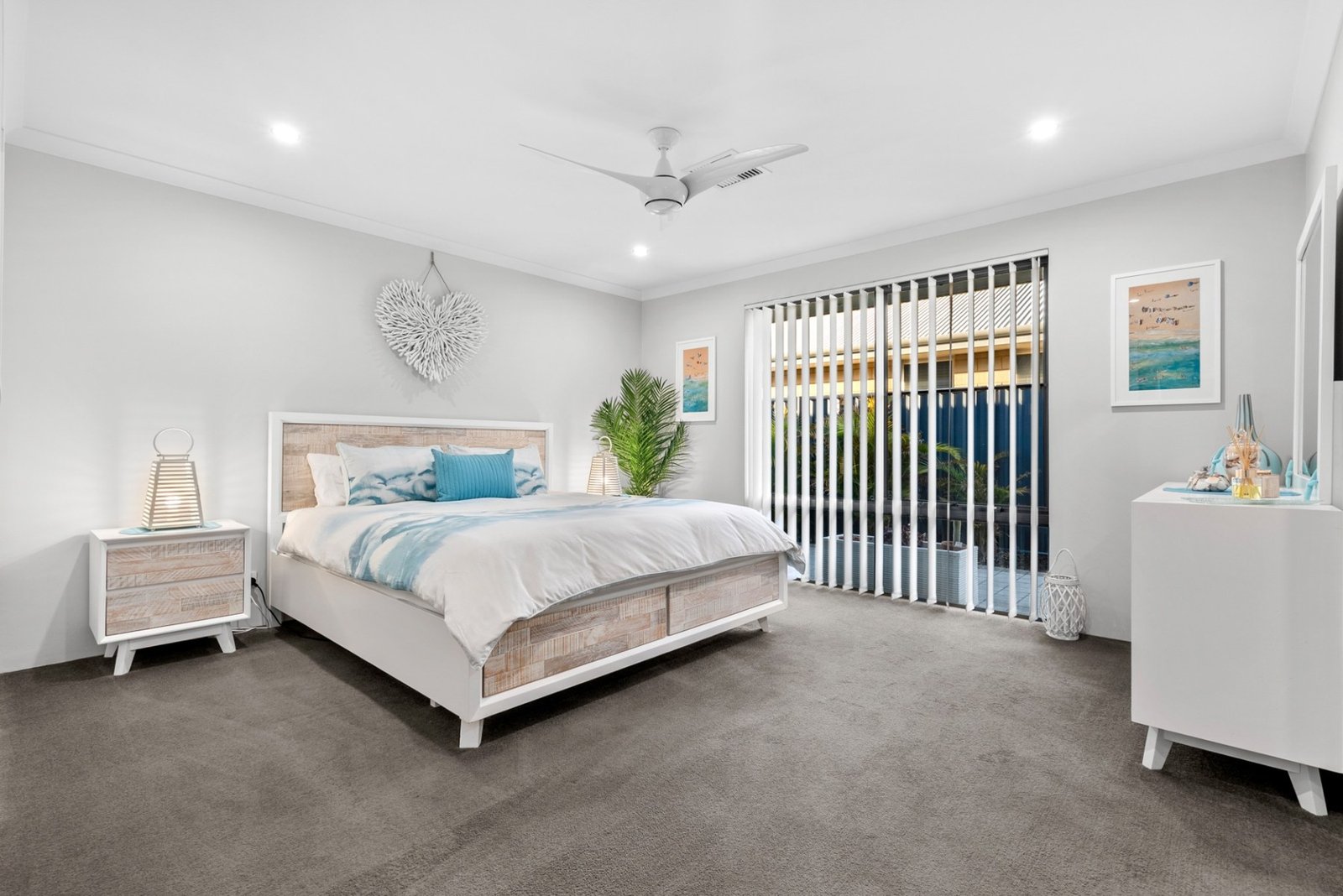 Bright bedroom at Pleasantview